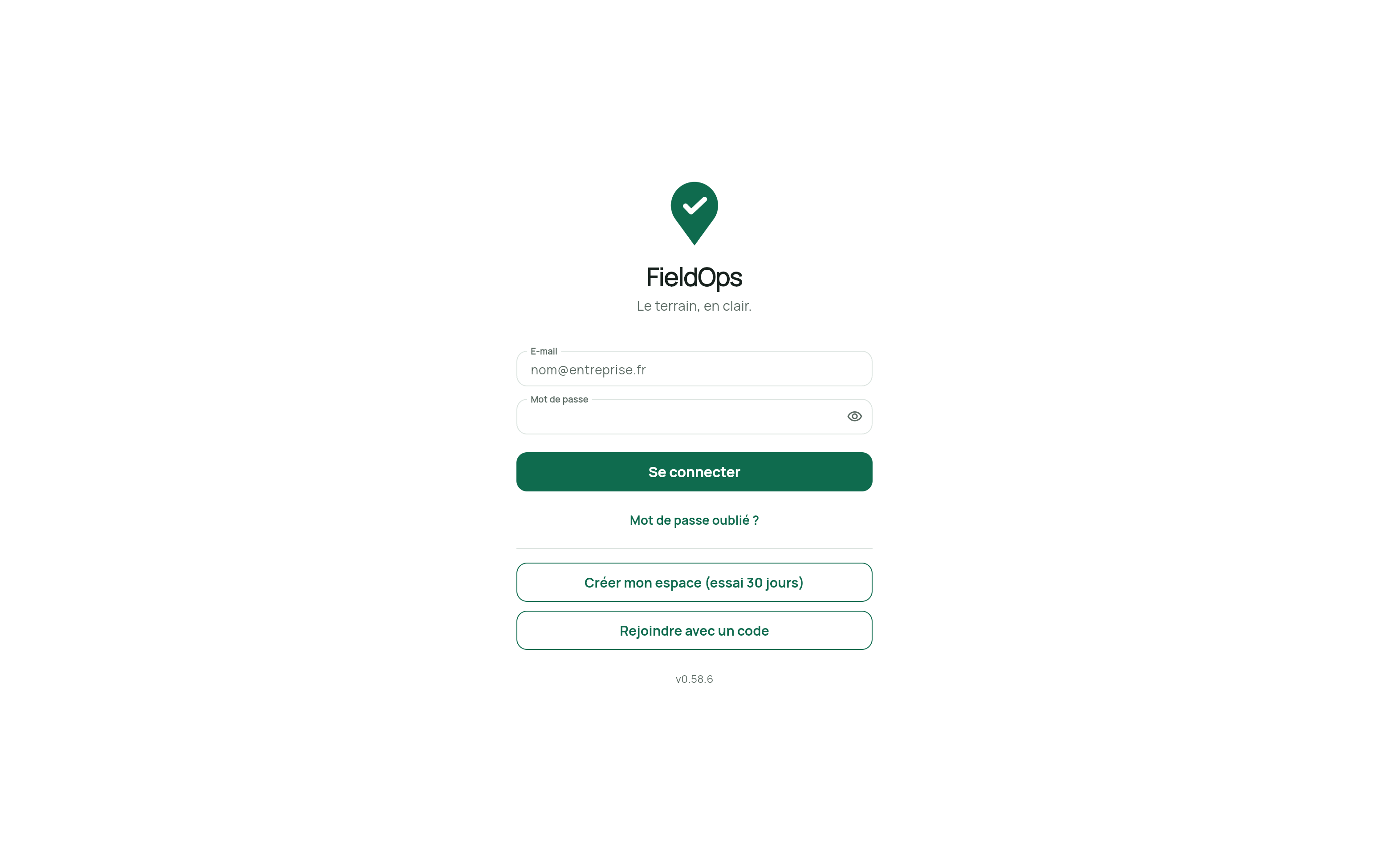 Écran de connexion FieldOps avec création d'espace et code d'invitation
